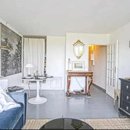On Garden Level - Sea View טרוביל-סור-מאר